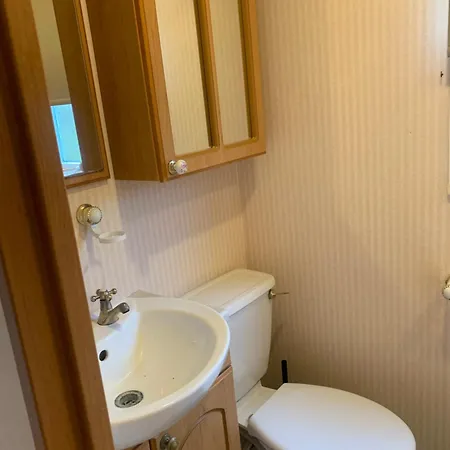 Farm Caravan On Working Farm Dacre (Cumbria)
