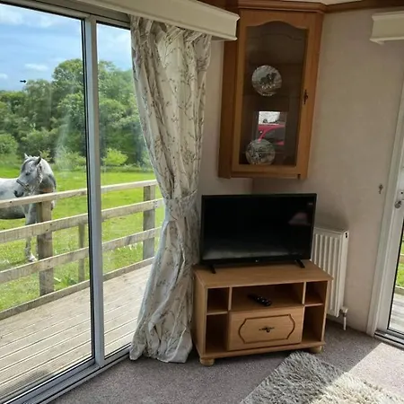 Apartament Farm Caravan On Working Farm Dacre (Cumbria)